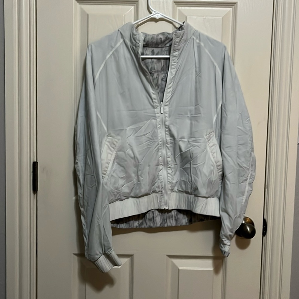lululemon’s “Bombs Away Jacket” in White/City Breeze White Multi